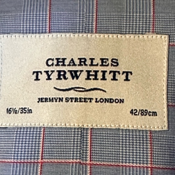 Charles Tyrwhitt. Beautiful and handsome shirt. - Picture 3 of 4